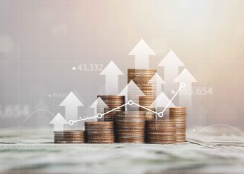 Brazil Analysts Raise Inflation and Key Rate Estimates Through 2027