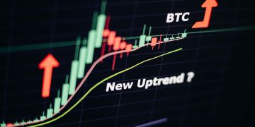 Why Investors Hesitate on Crypto Despite Bitcoin’s Surge